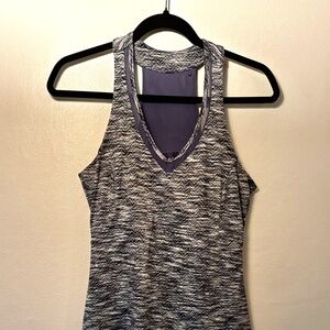 Sporty tennis dress with mesh detailing + pockets